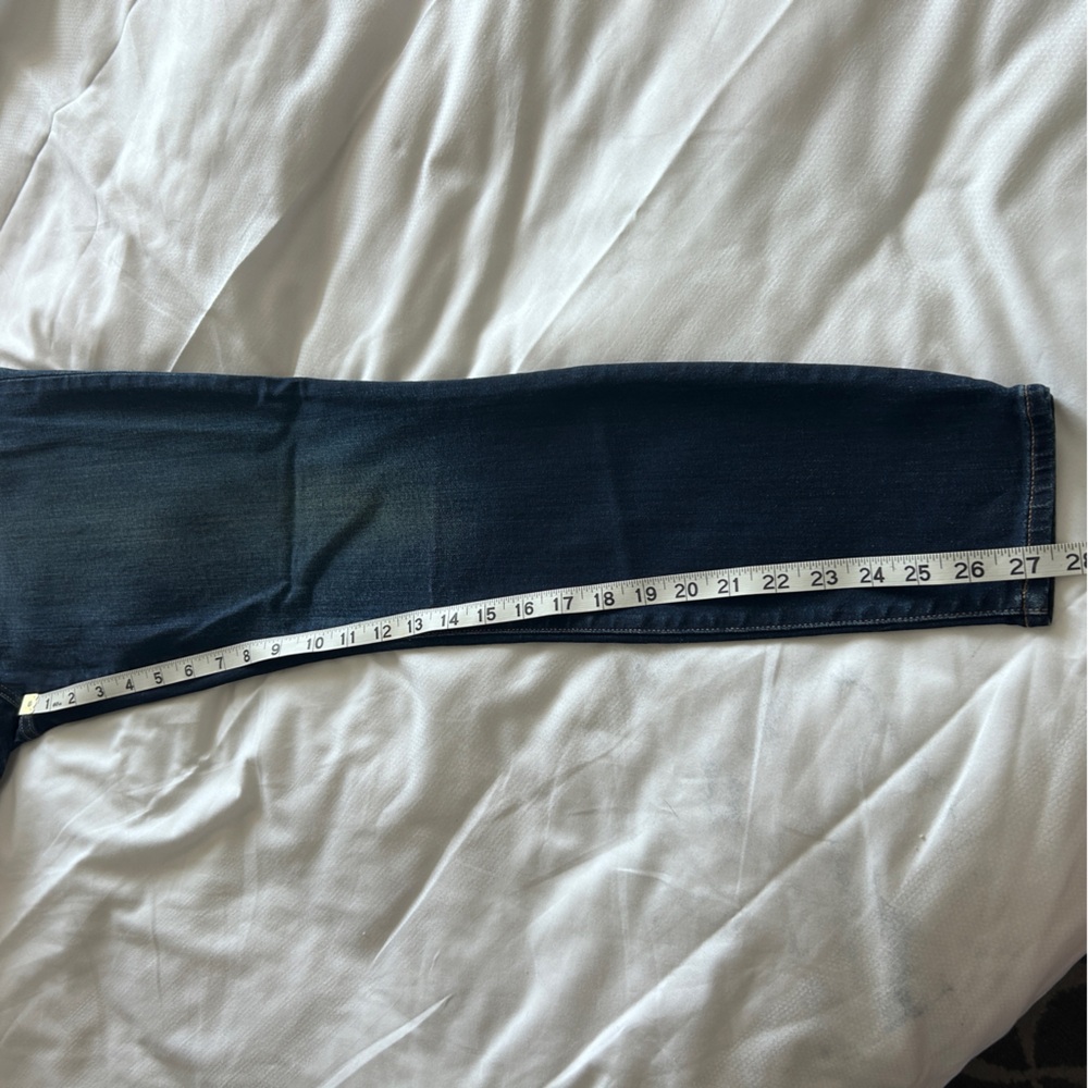 Lucky Brand Indigo Mid Rise Jeans NWT - Picture 10 of 10